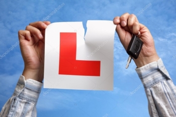 heather Carter from Edinburgh came all the way to Ayrshire as she couldn´t find an automatic instructor who could offer an intensive automatic driving course locally. Happily, Heather passed her driving test at Irvine driving test centre after completing an intensive driving course with Daniel Cameron Driver Training!