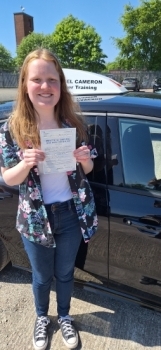 Abigail Hinkley from Kilmarnock passed her driving test at Irvine driving test centre FIRST TIME with only TWO DRIVING FAULTS!<br />
Abigail already had an American drivers licence but needed to obtain a UK driving licence.<br />
We steadily worked on taking Abigail´s existing driving ability and knowledge and adjusted it to fit the new environment.<br />
Abigail took a structured, regular and consistent c